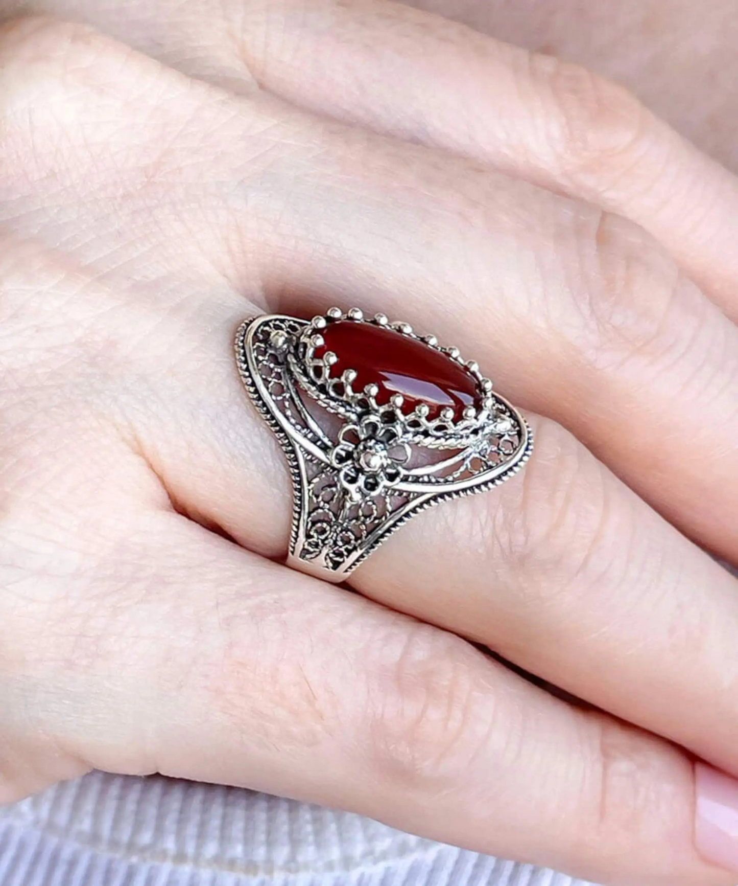 Carnelian Gemstone Sterling Silver Women Statement Ring with Daisy Figures